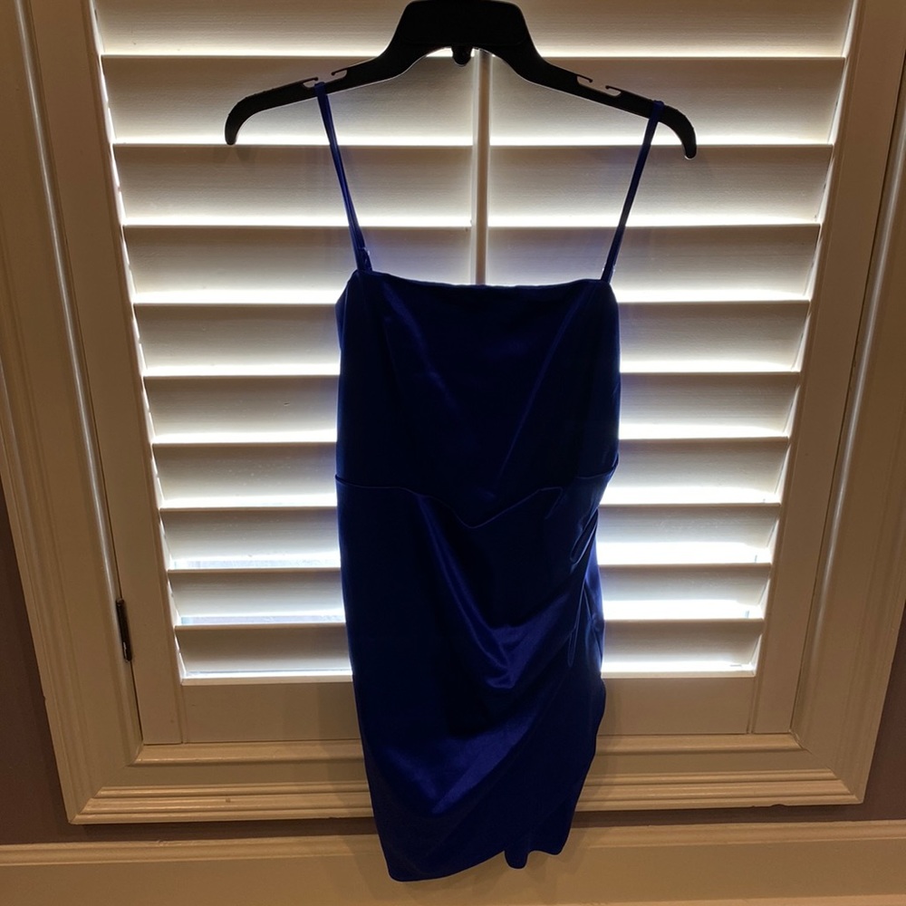 This is a homecoming dress and it is in great condition.